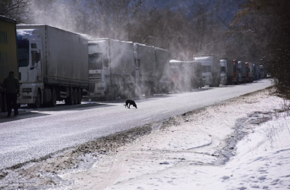 Լարսով Վրաստանից Ռուսաստան ճանապարհը փակ է մնում բեռնատարների համար